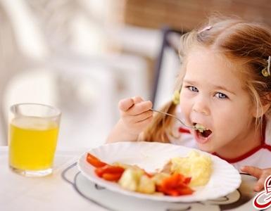 Правилно хранене на деца с гастрит - какво е възможно и какво не?